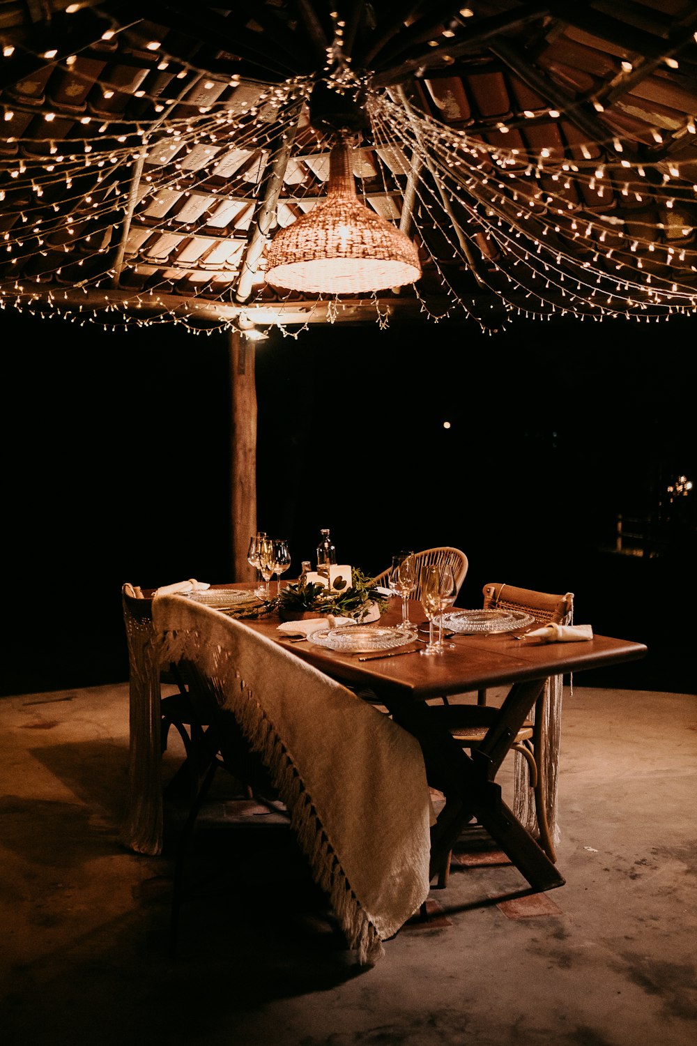 white table cloth on table