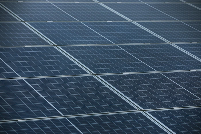 Onduleur et batterie Enphase compatibles micro-onduleurs