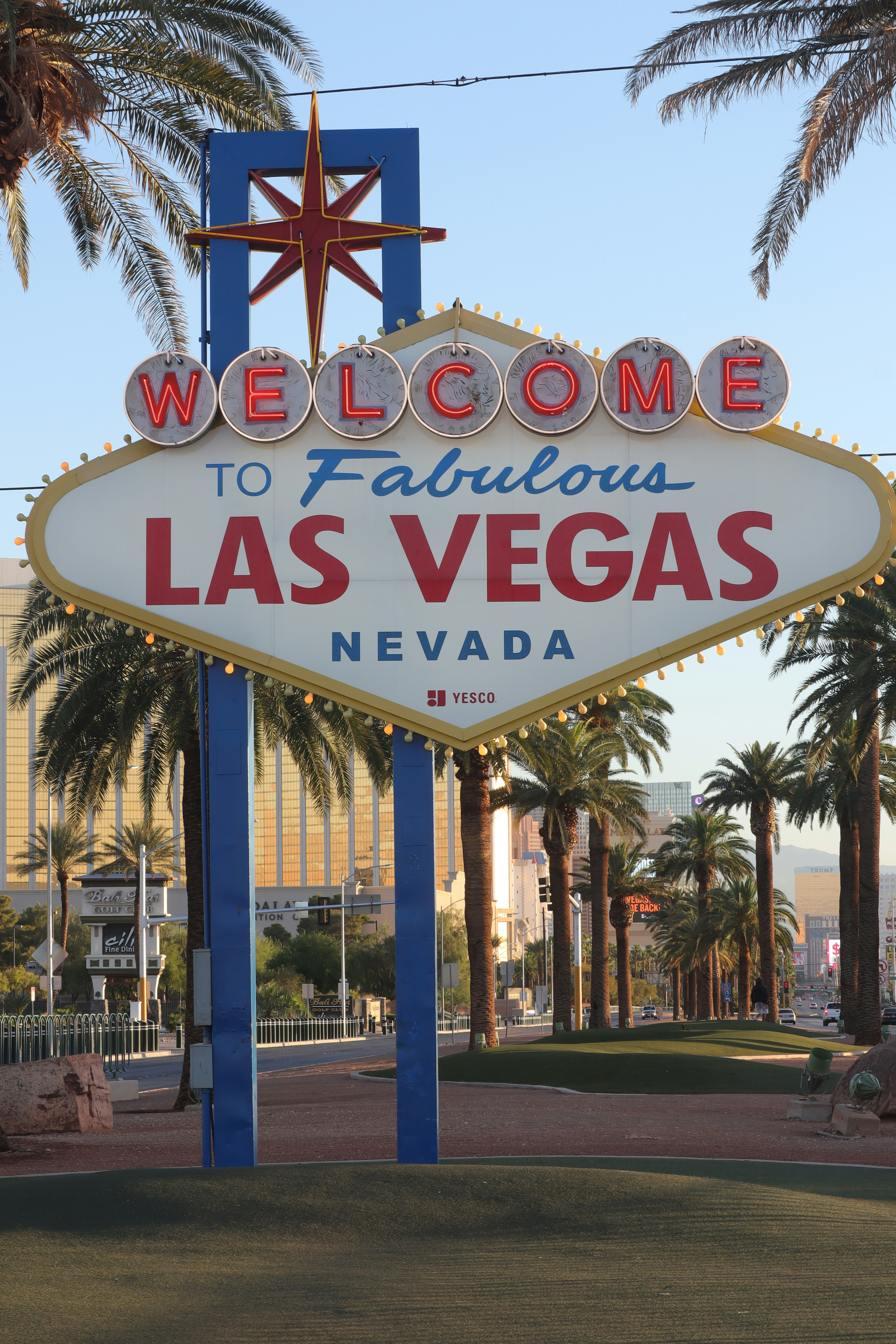 素晴らしいラスベガス ネバダ州の看板へようこその写真 Unsplashで見つける車の無料写真