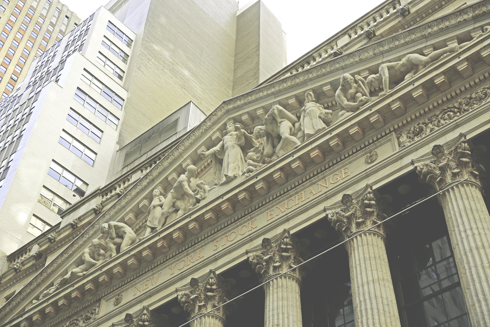 Big Banks Open Earnings Season Into a Higher-Rate, Higher-Oil World