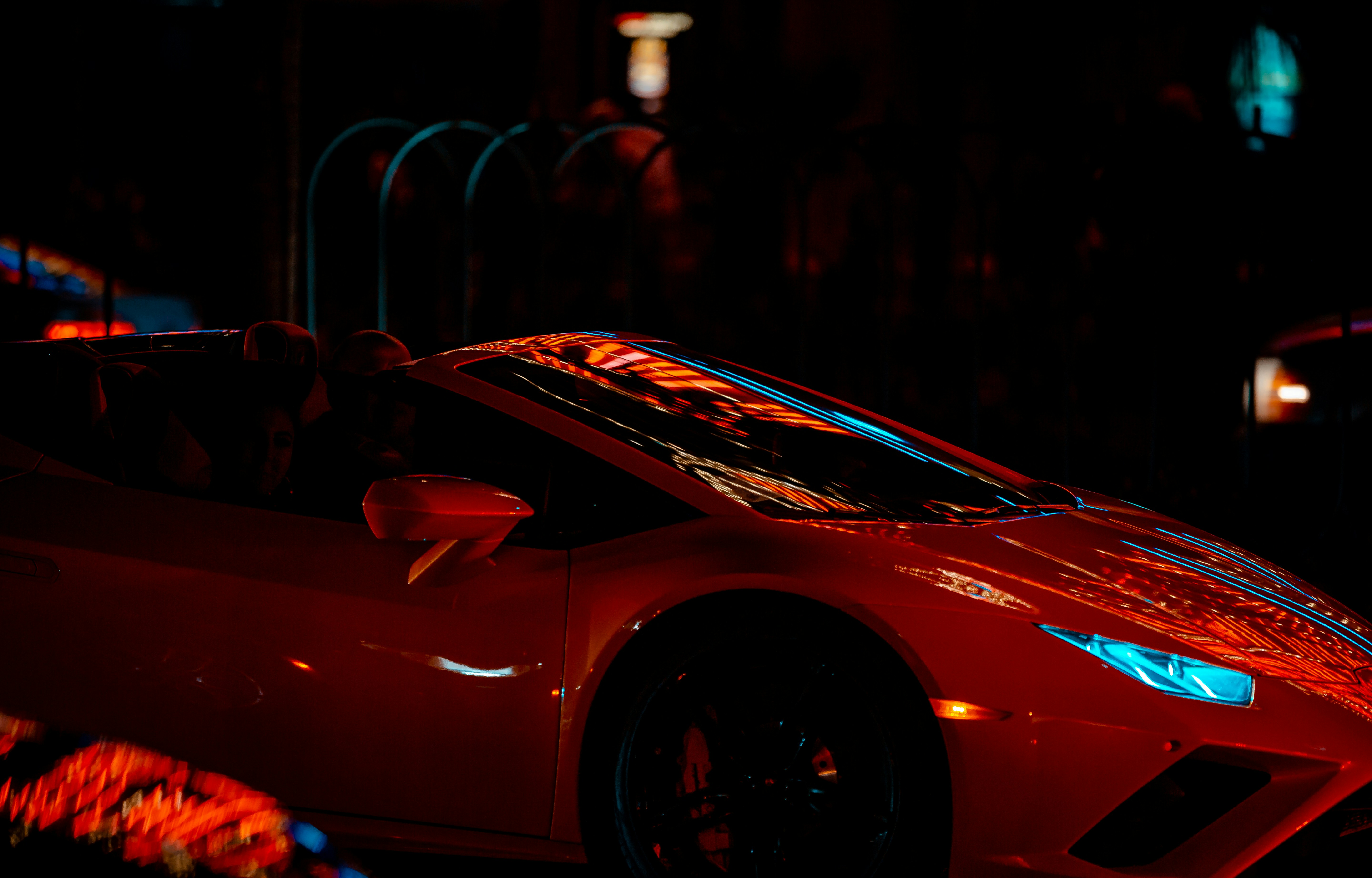 Roter Ferrari 458 Italia auf der Straße