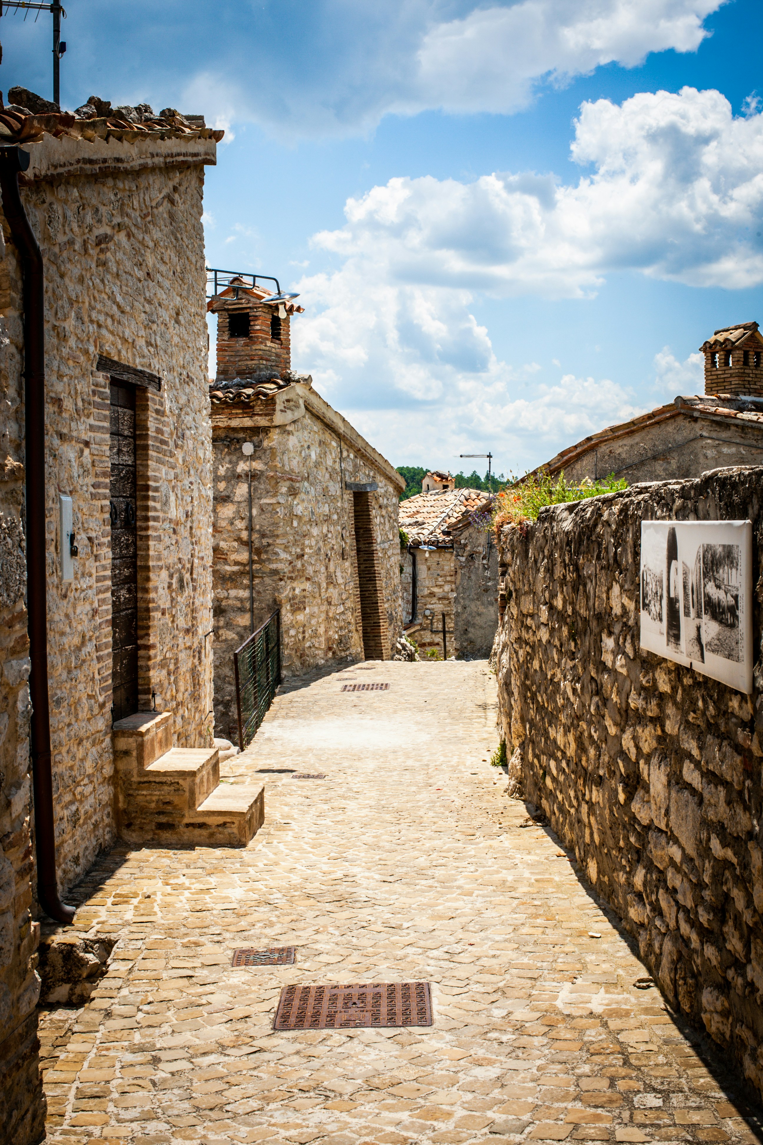 Photo by photoroutes