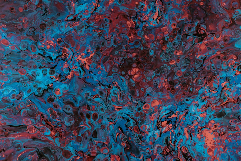 blaue und rote abstrakte Malerei