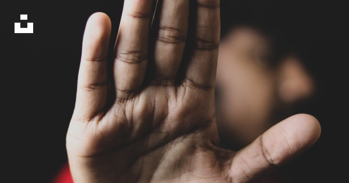 Persons left hand on black background photo – Free Girl Image on Unsplash
