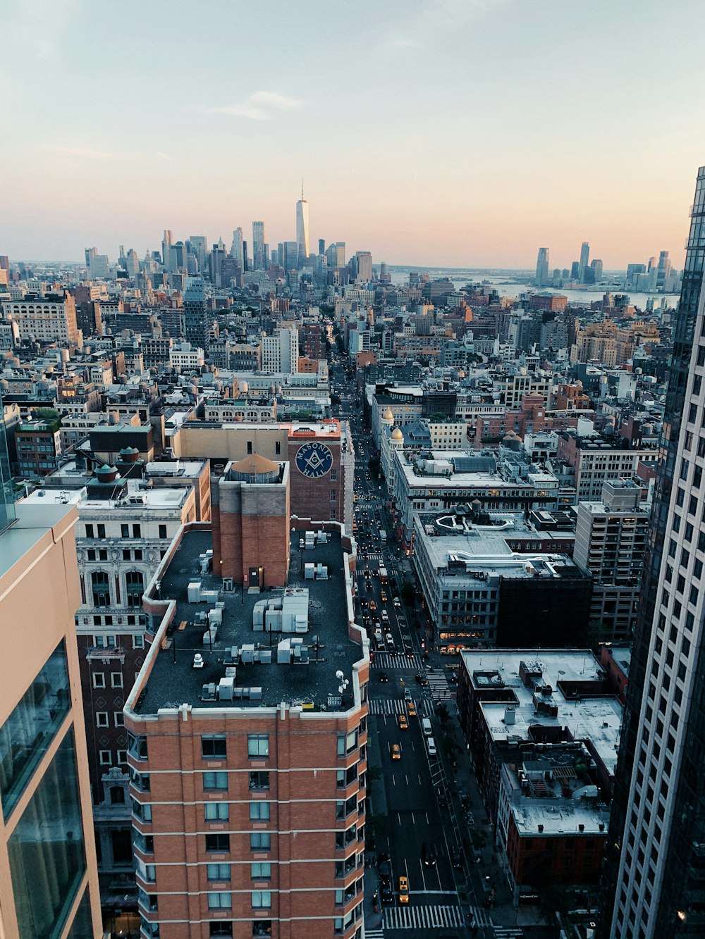 Vista aérea de los edificios de la ciudad durante el día