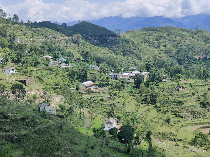 Best Live Music Bars in Kausani for a Proper Night Out