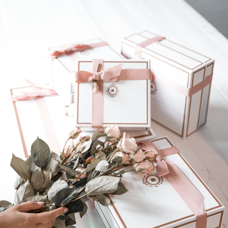 Gift Boxes & Hampers