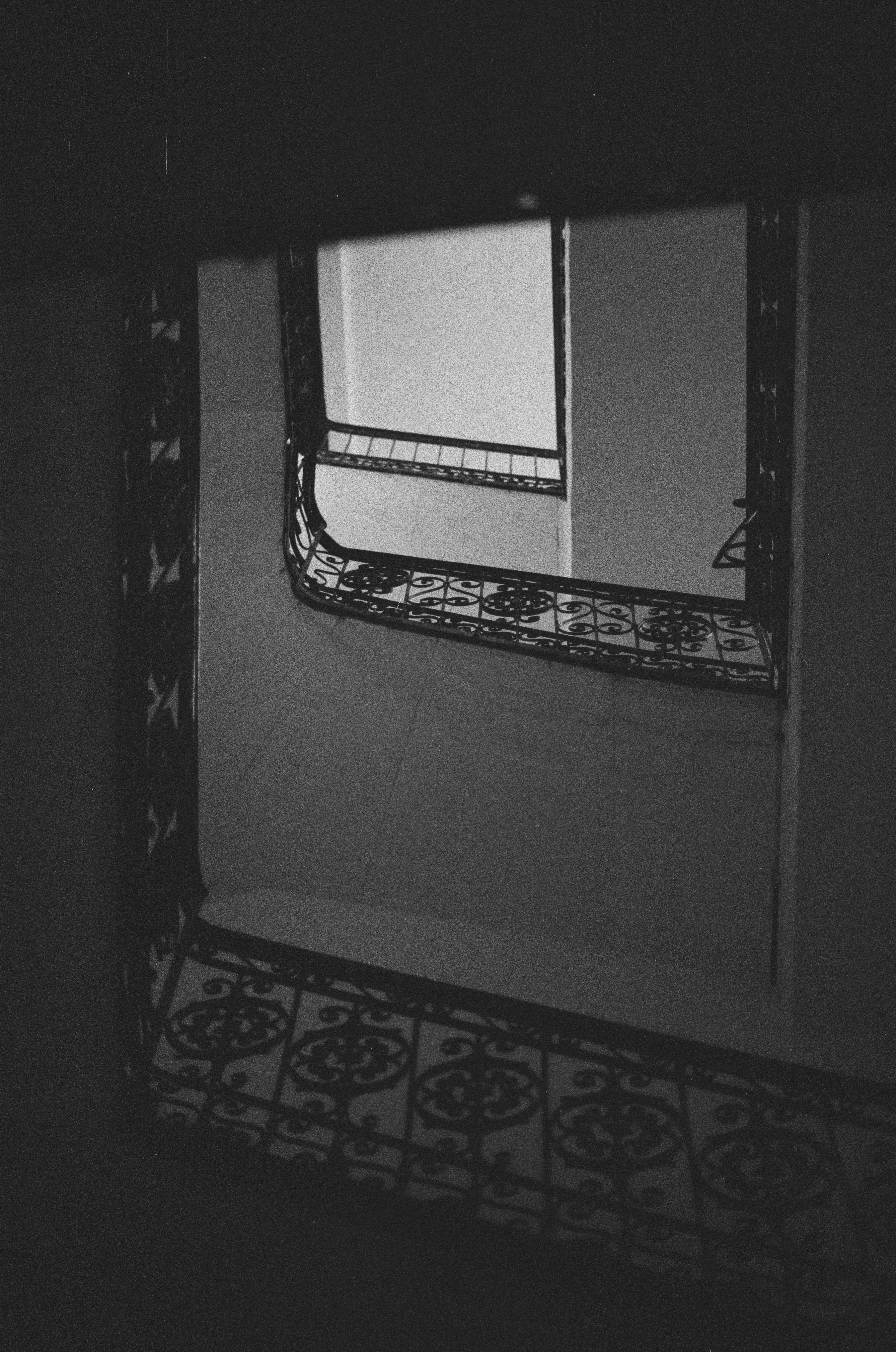 black and white floral floor tiles