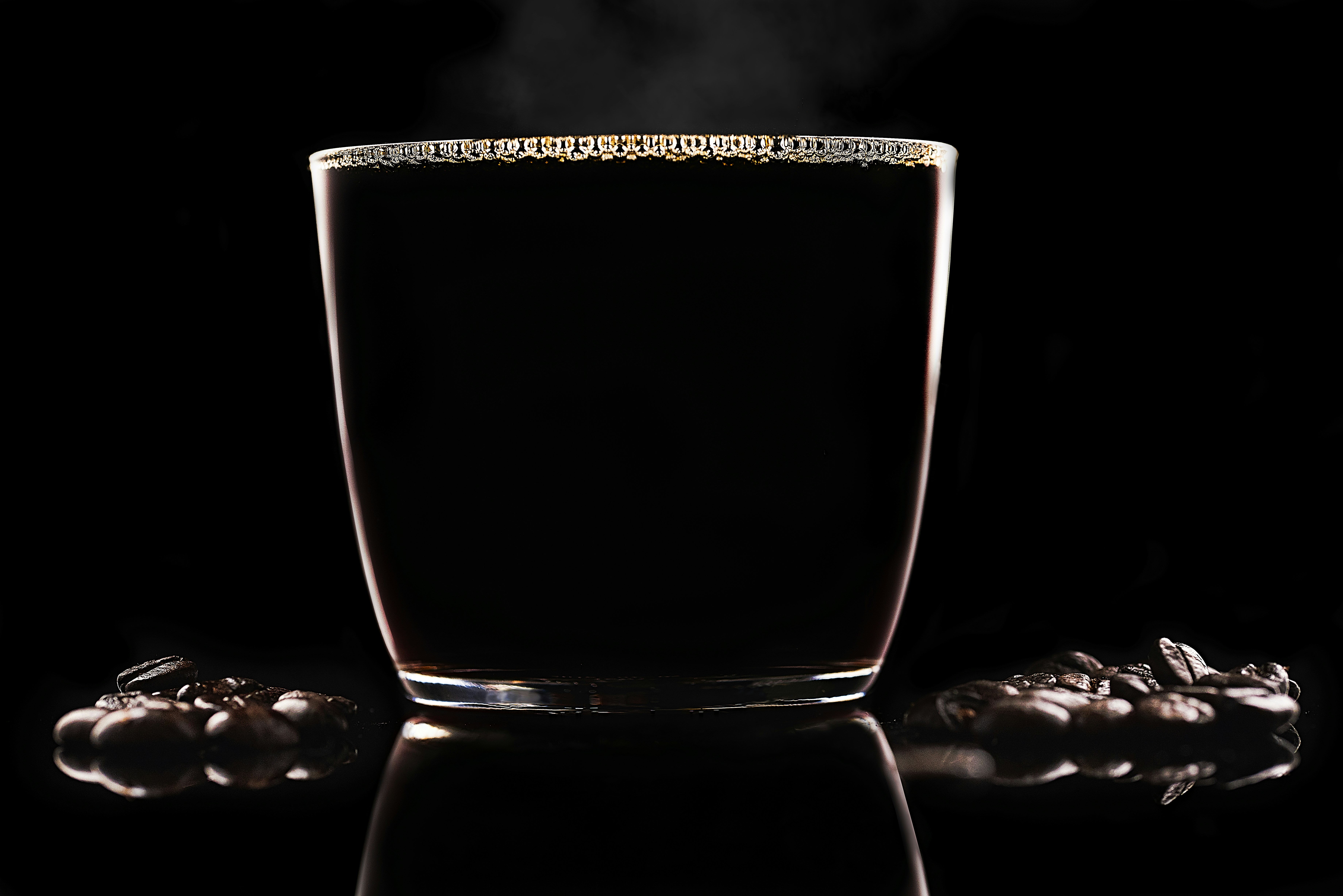 clear drinking glass with water