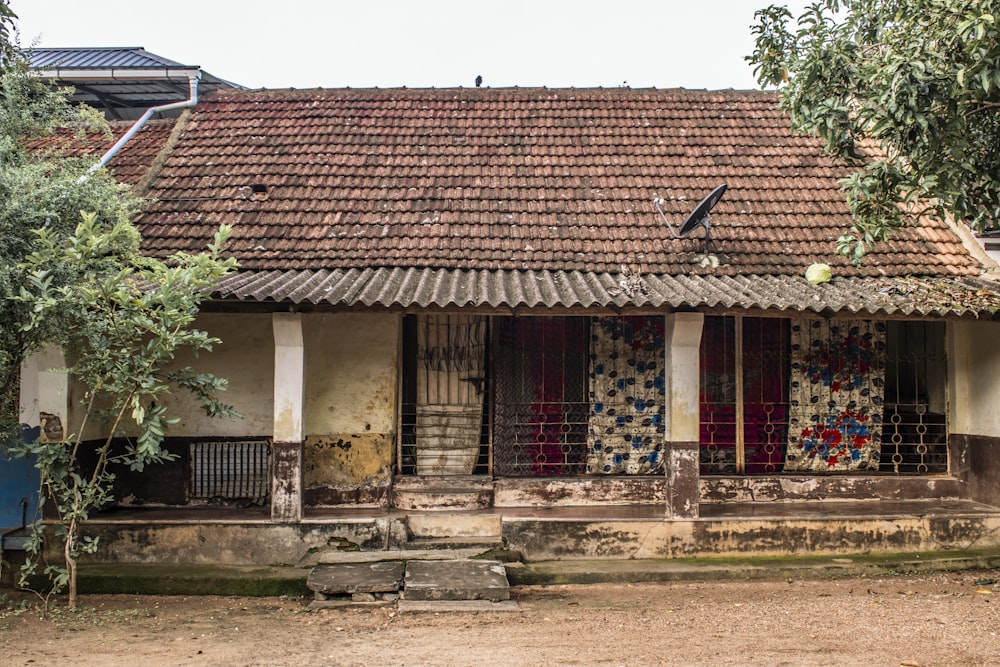 brown brick house during daytime