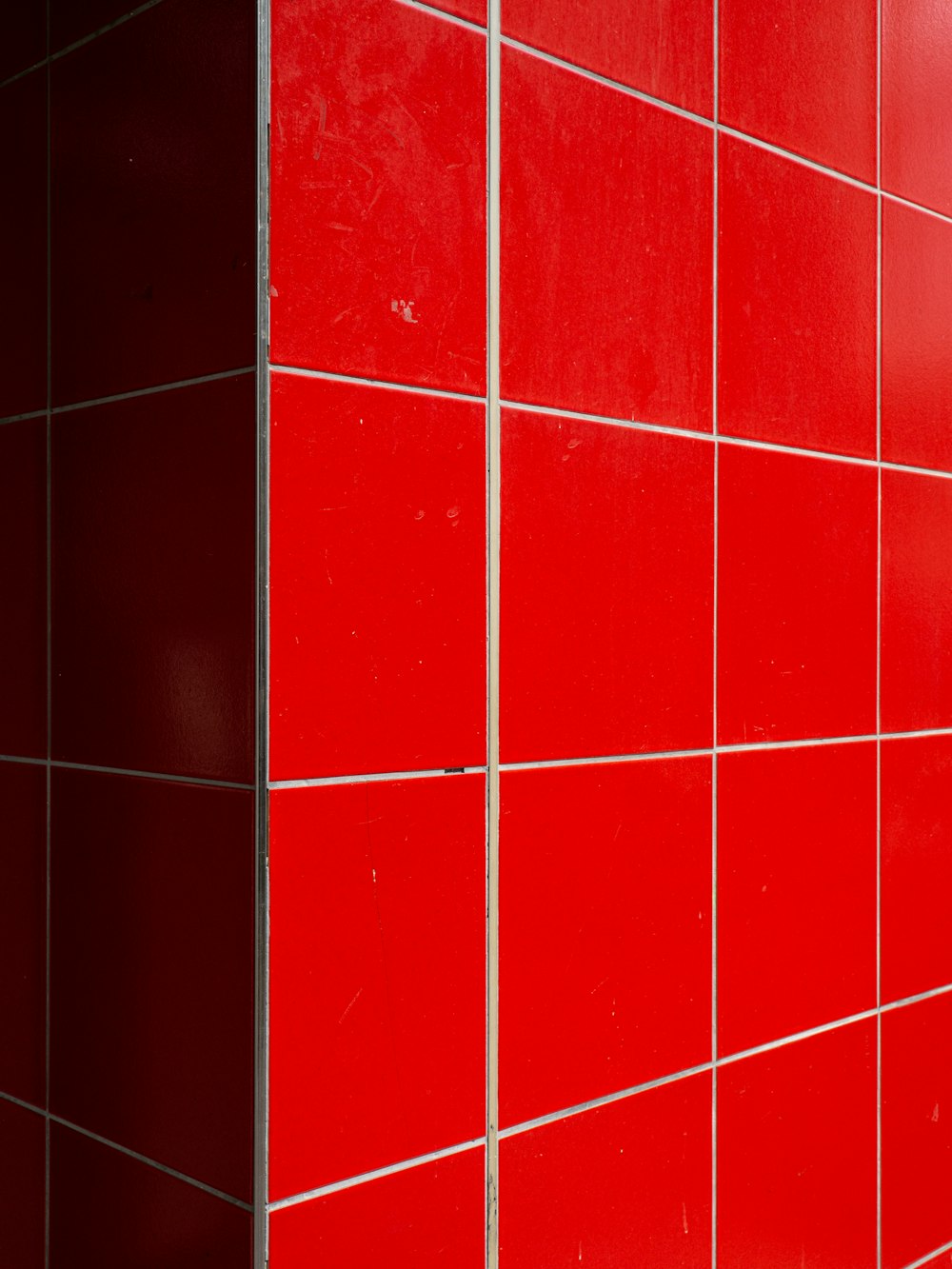 red and white ceramic tiles