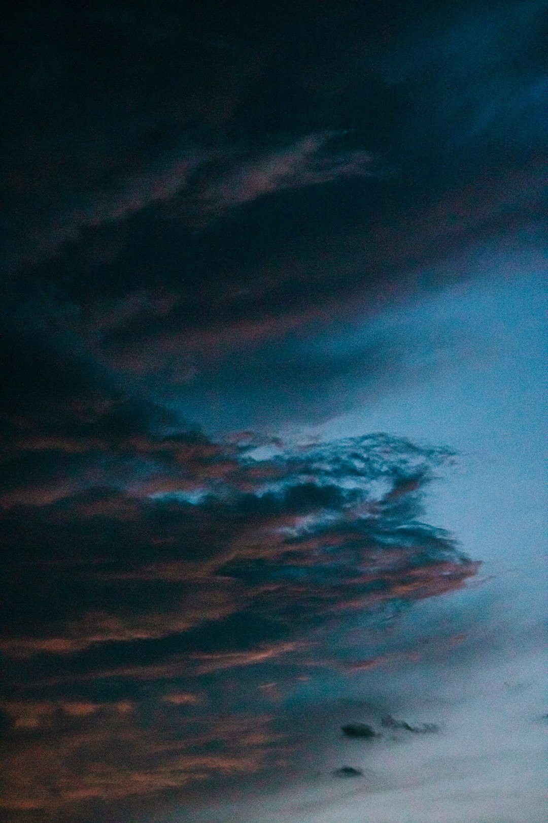 blue and white cloudy sky