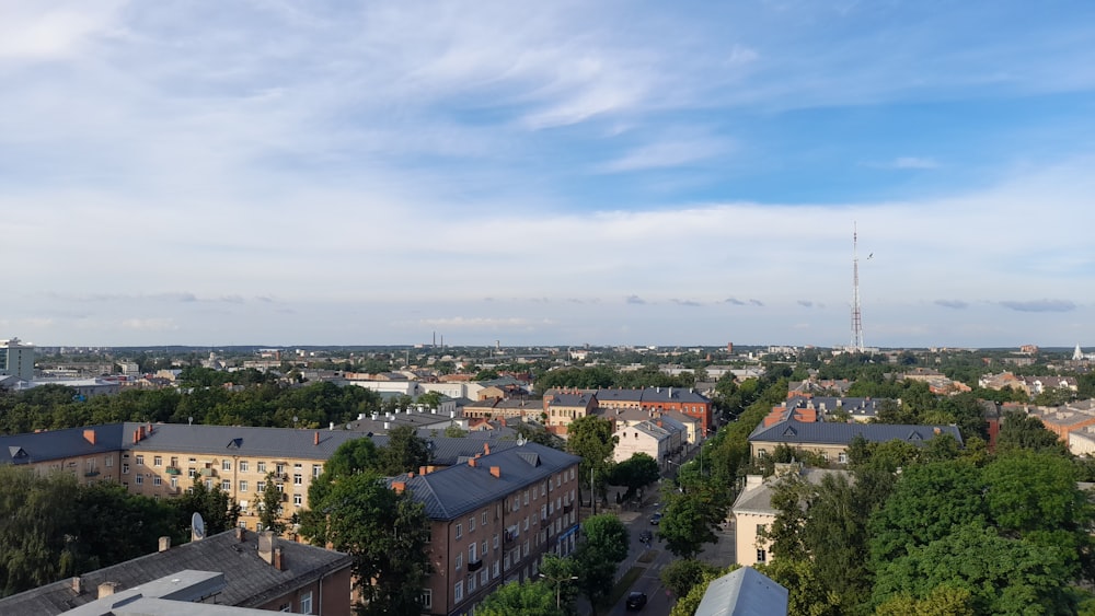 Luftaufnahme von Stadtgebäuden tagsüber