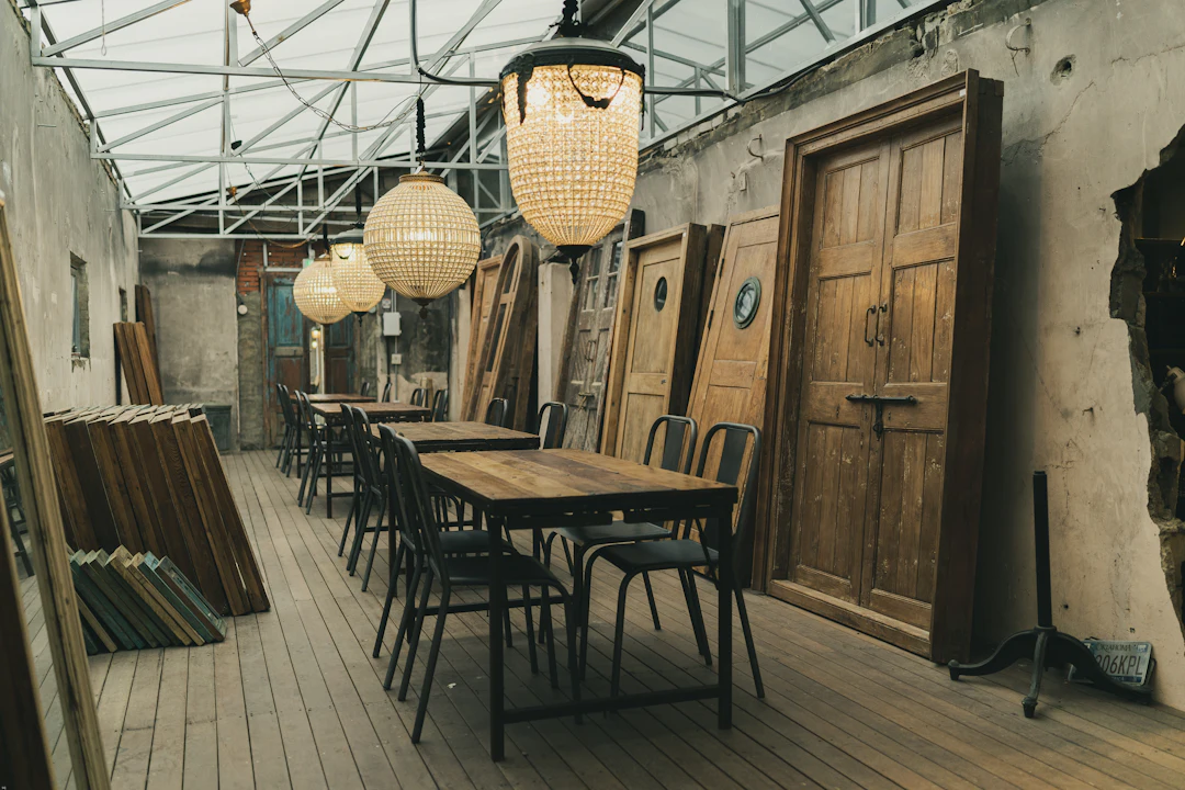 Taverna table and chairs
