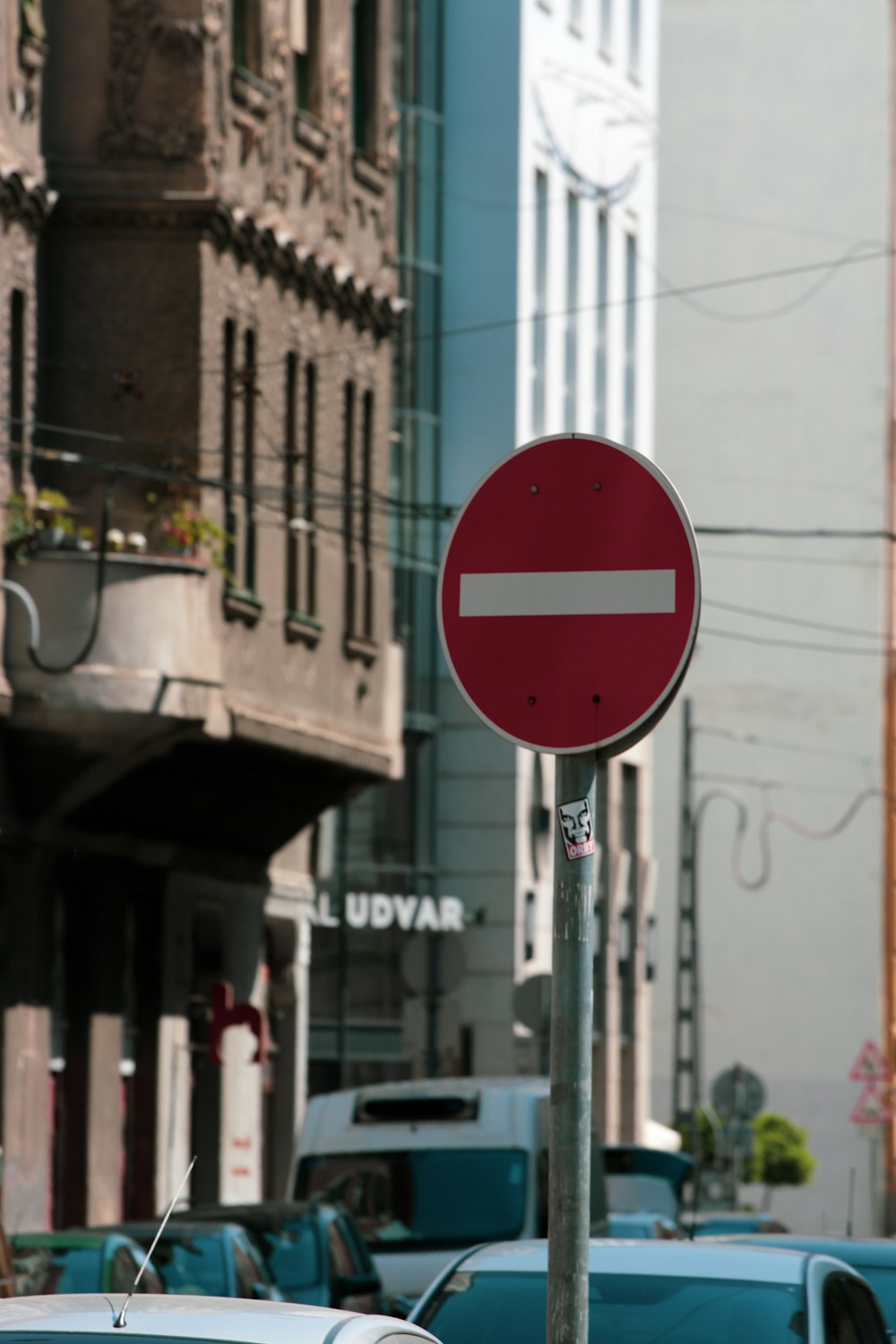 red and white stop sign