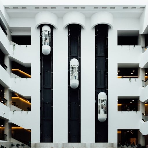 black and white computer keyboard