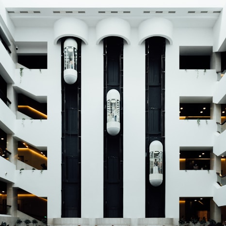 black and white computer keyboard