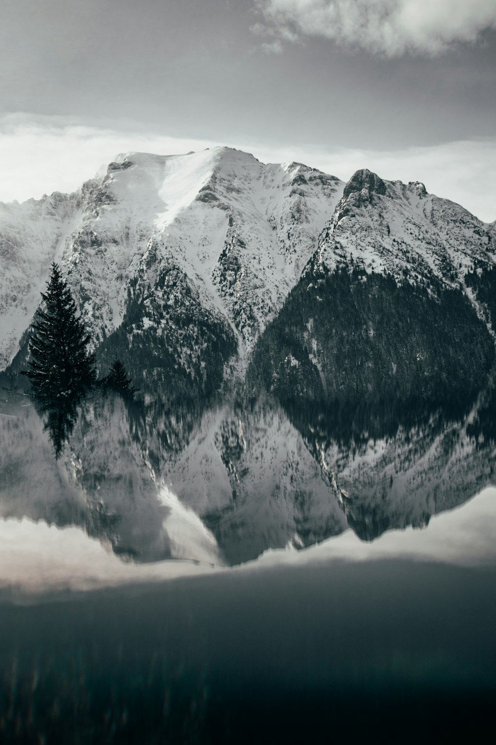 snow covered mountain during daytime