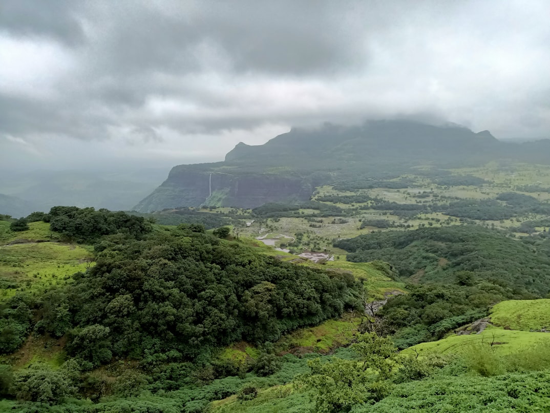 Explore the Beauty of the Sahyadri Mountains: Travel Guide to Trekking in the Sahyadris