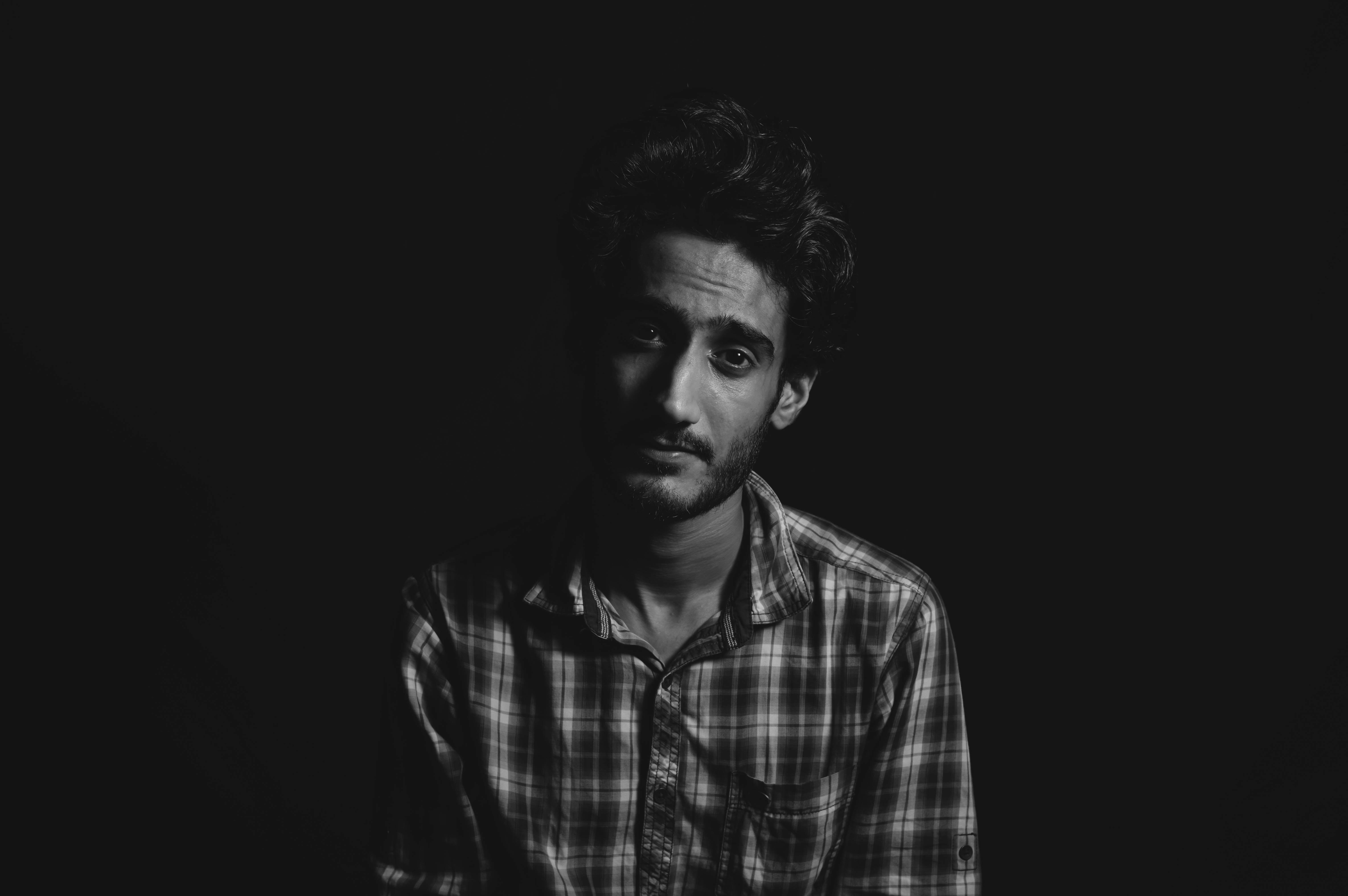 man-in-plaid-button-up-shirt-photo-free-studio-photography-image-on