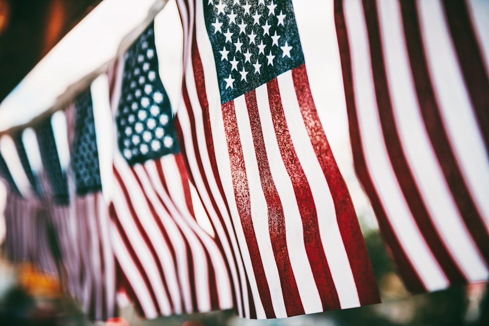 US eine Flagge am Fahnenmast