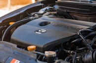 A visual comparison of vehicle insurance premiums based on engine size.