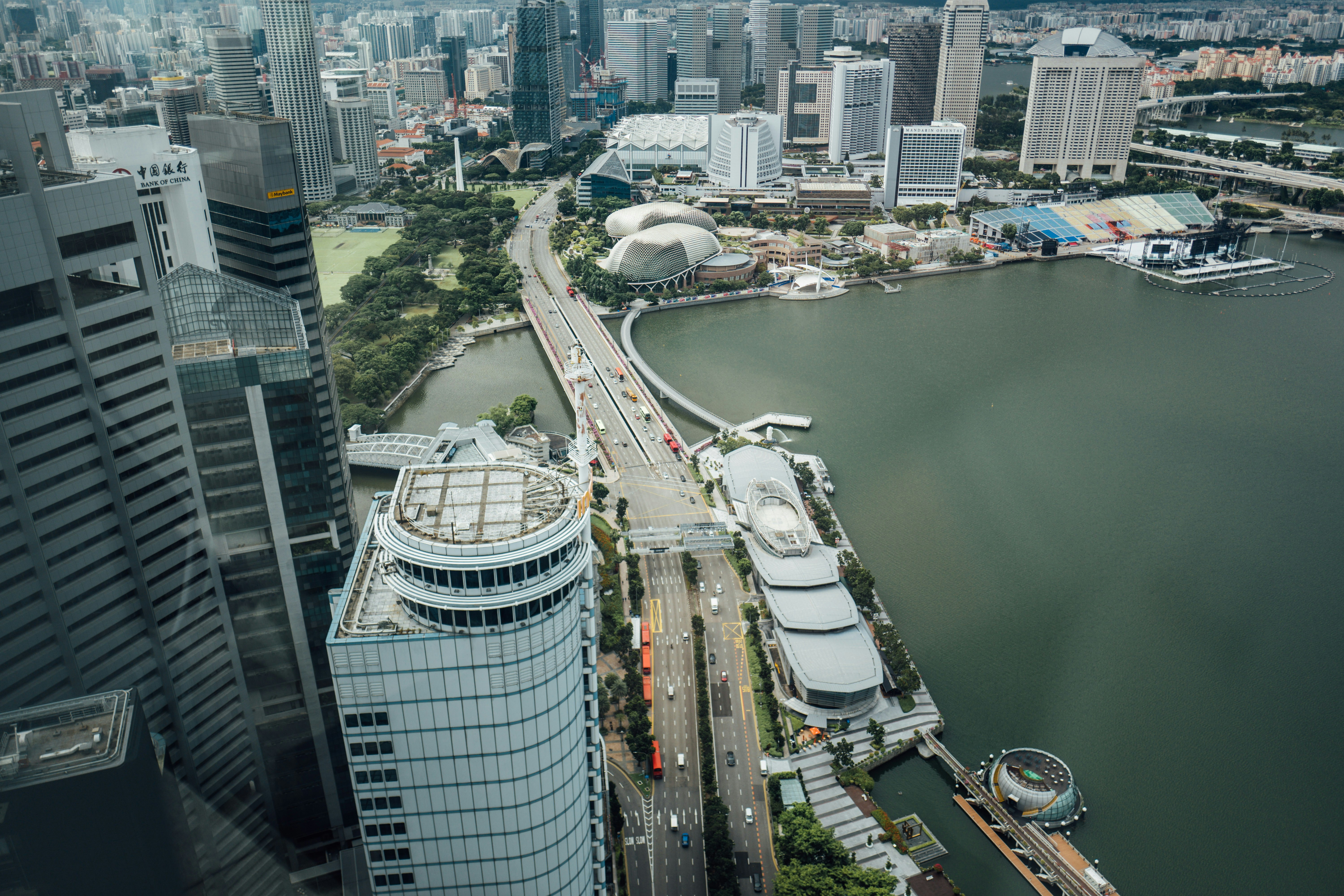 Photo by chuttersnap