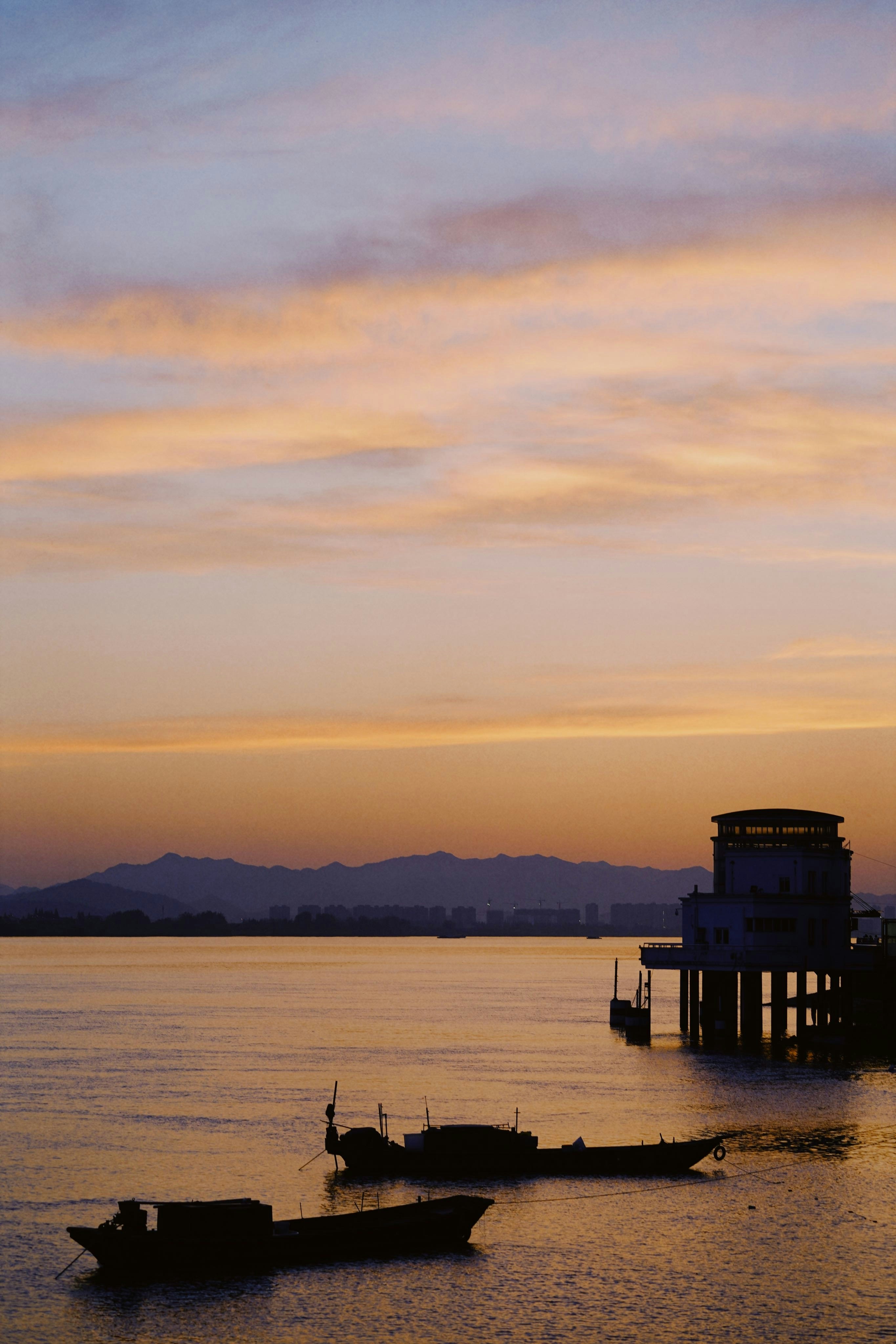 Photo by chrisooooone