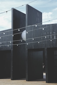 black building under blue sky during daytime