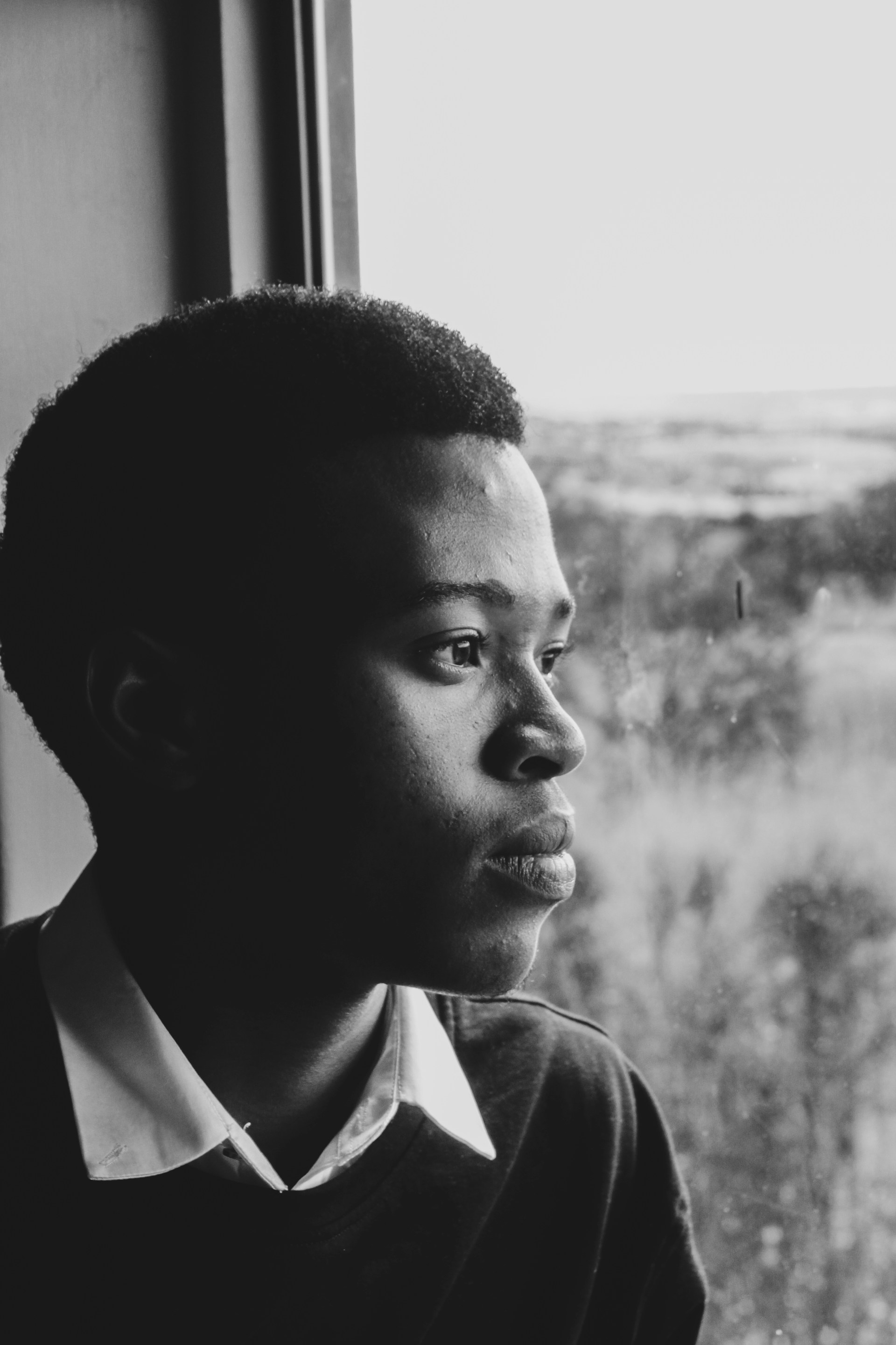 black and white bed linen