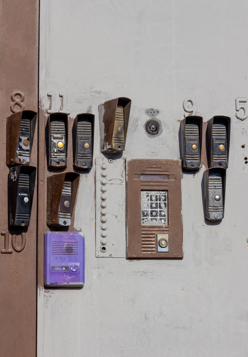 Cloud-Managed Wireless Intercoms