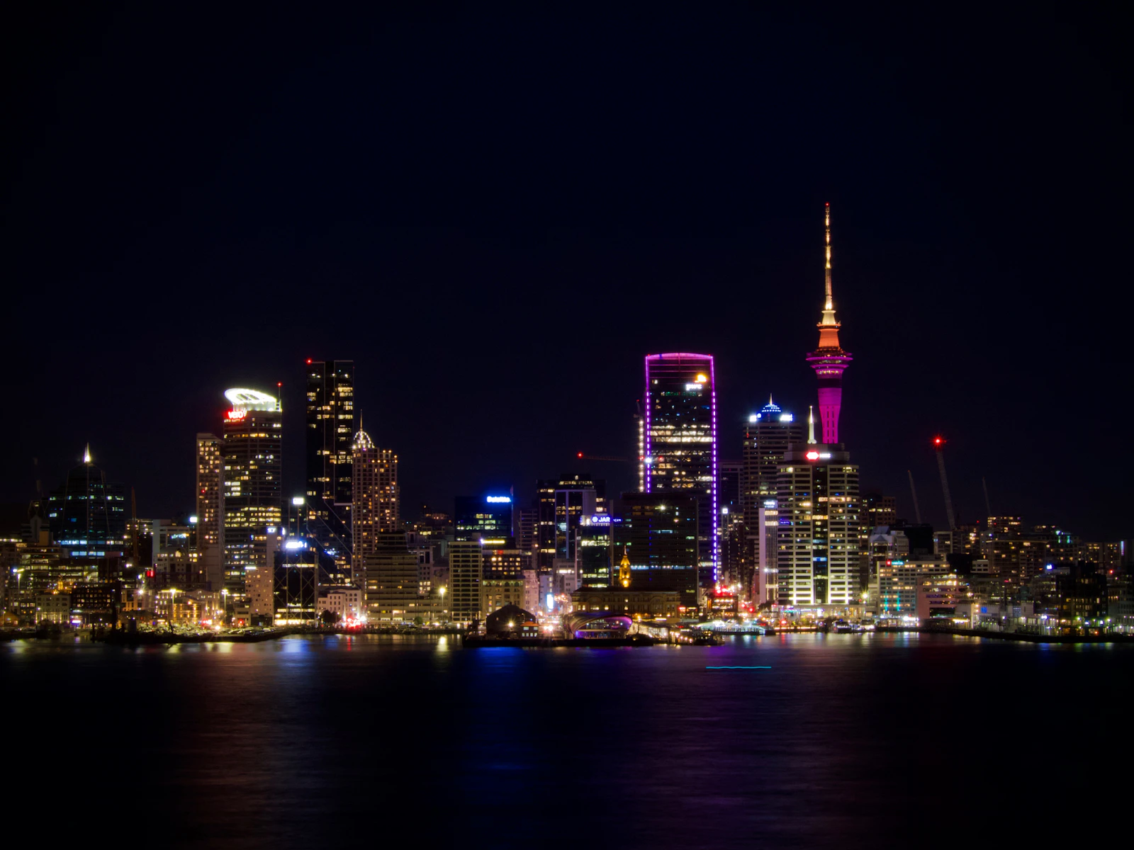 Auckland skyline and Waitematā Harbour at night