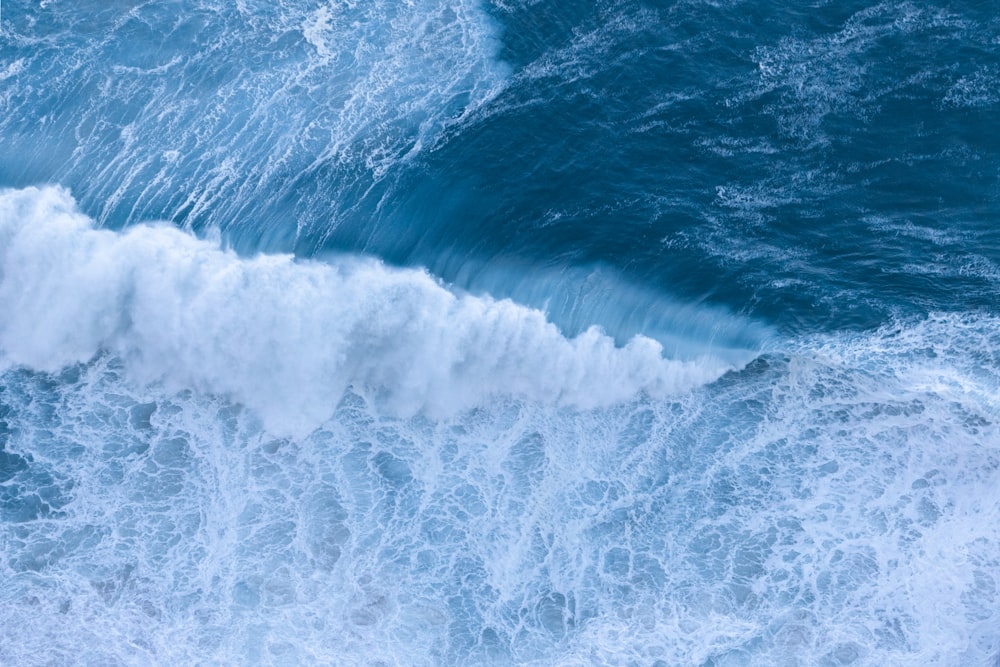 birds eye view of ocean waves