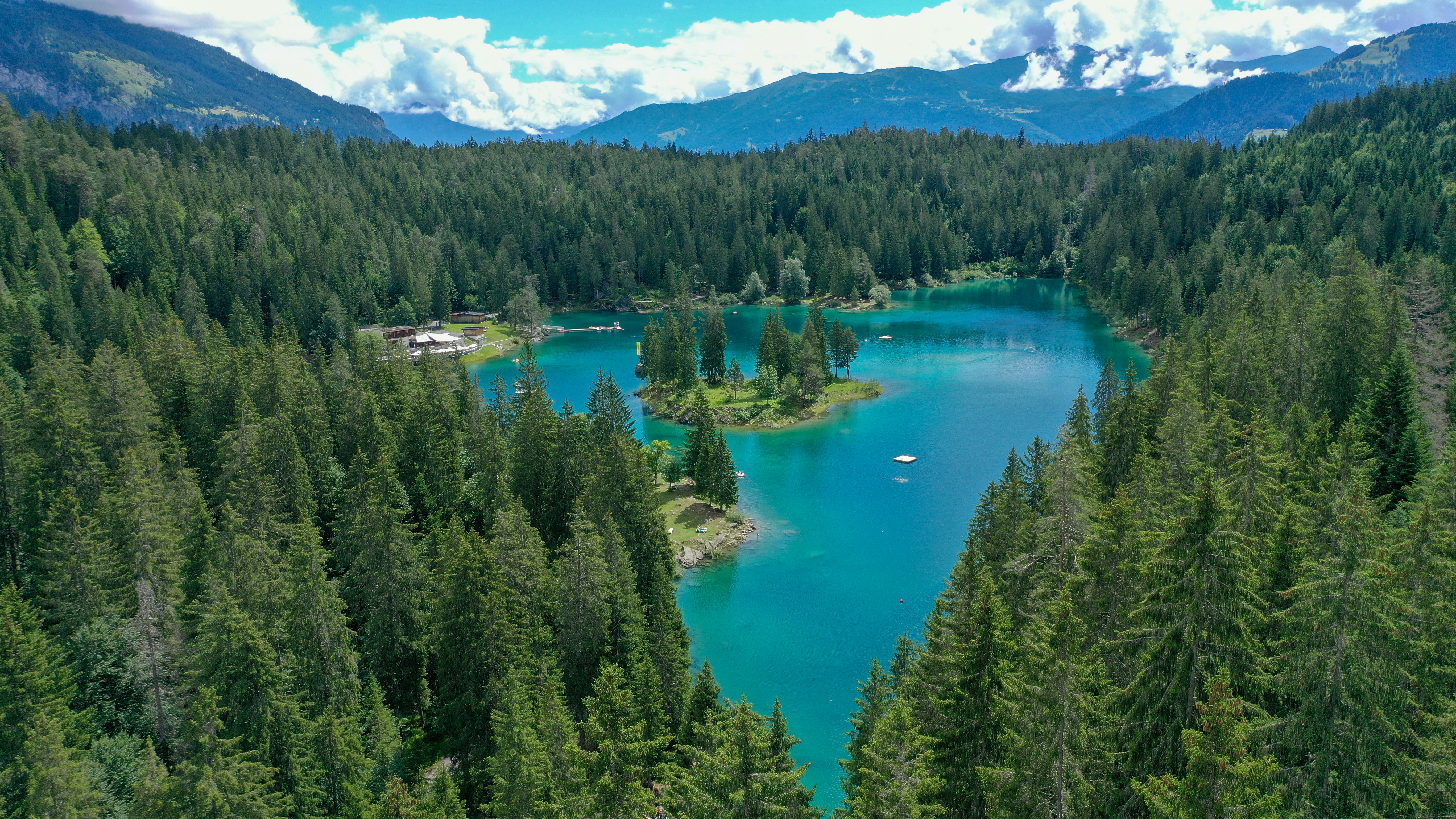 Photo by janick_pixel