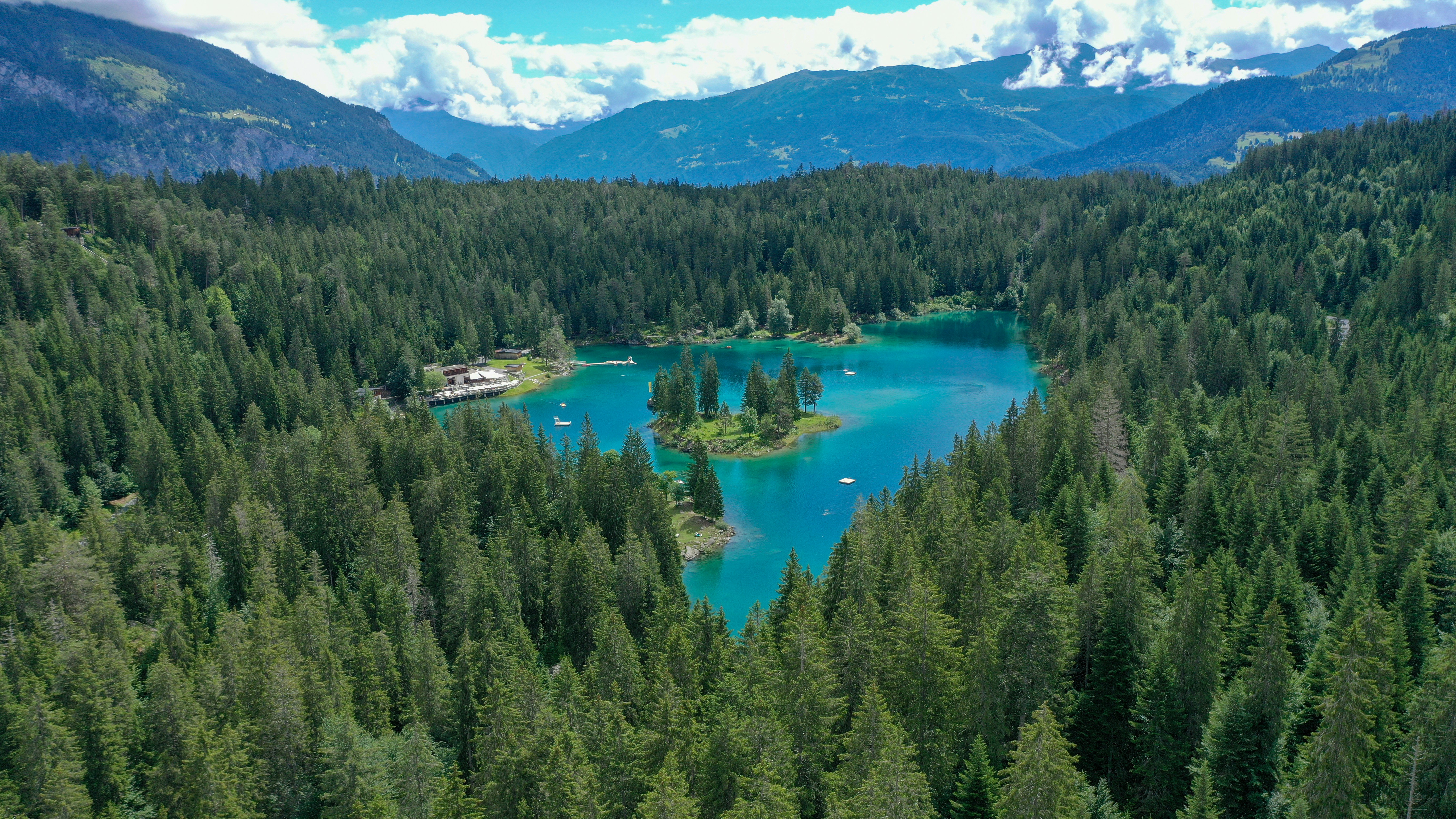 Photo by janick_pixel