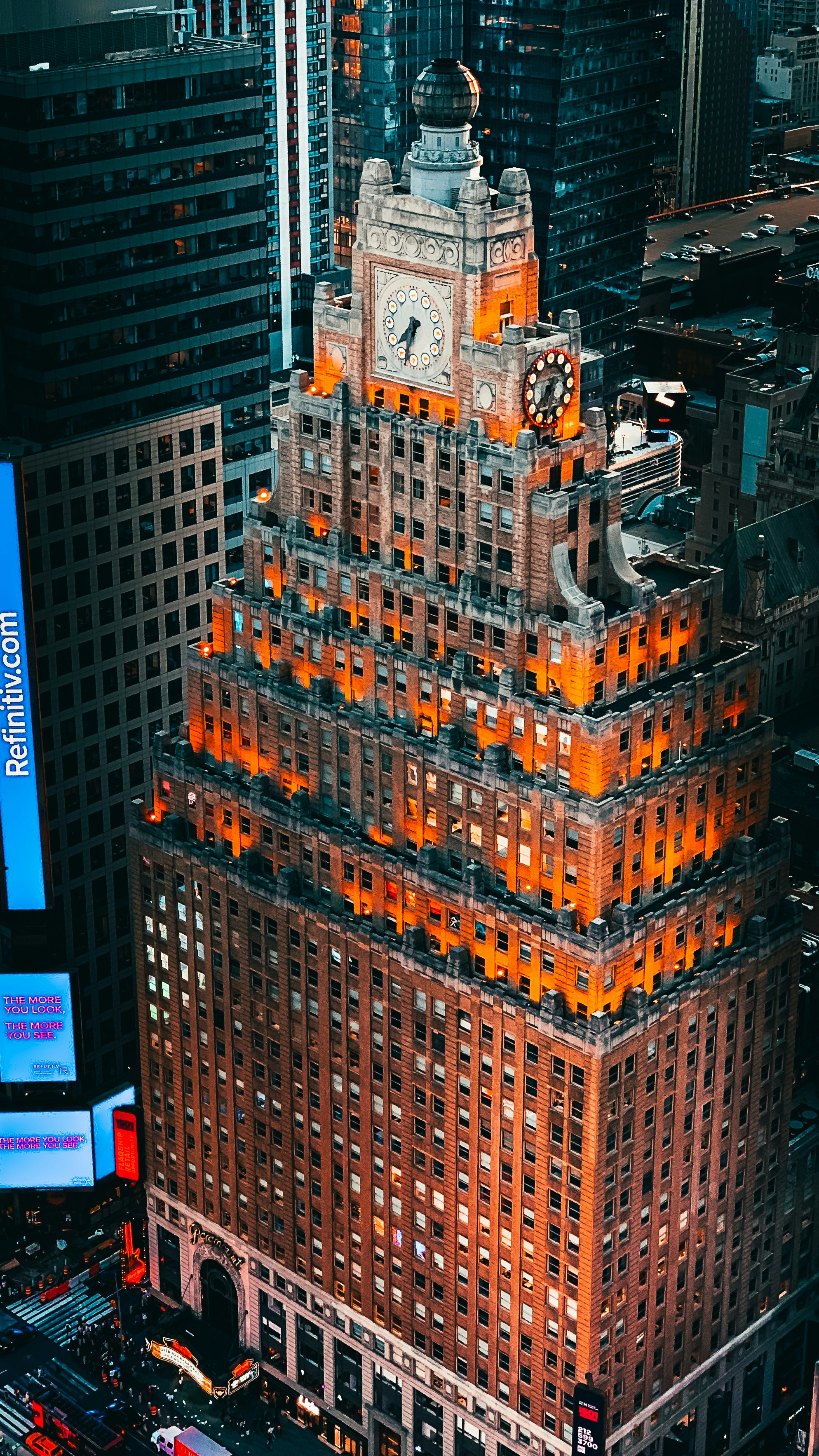 Monitor de computadora de pantalla plana negro