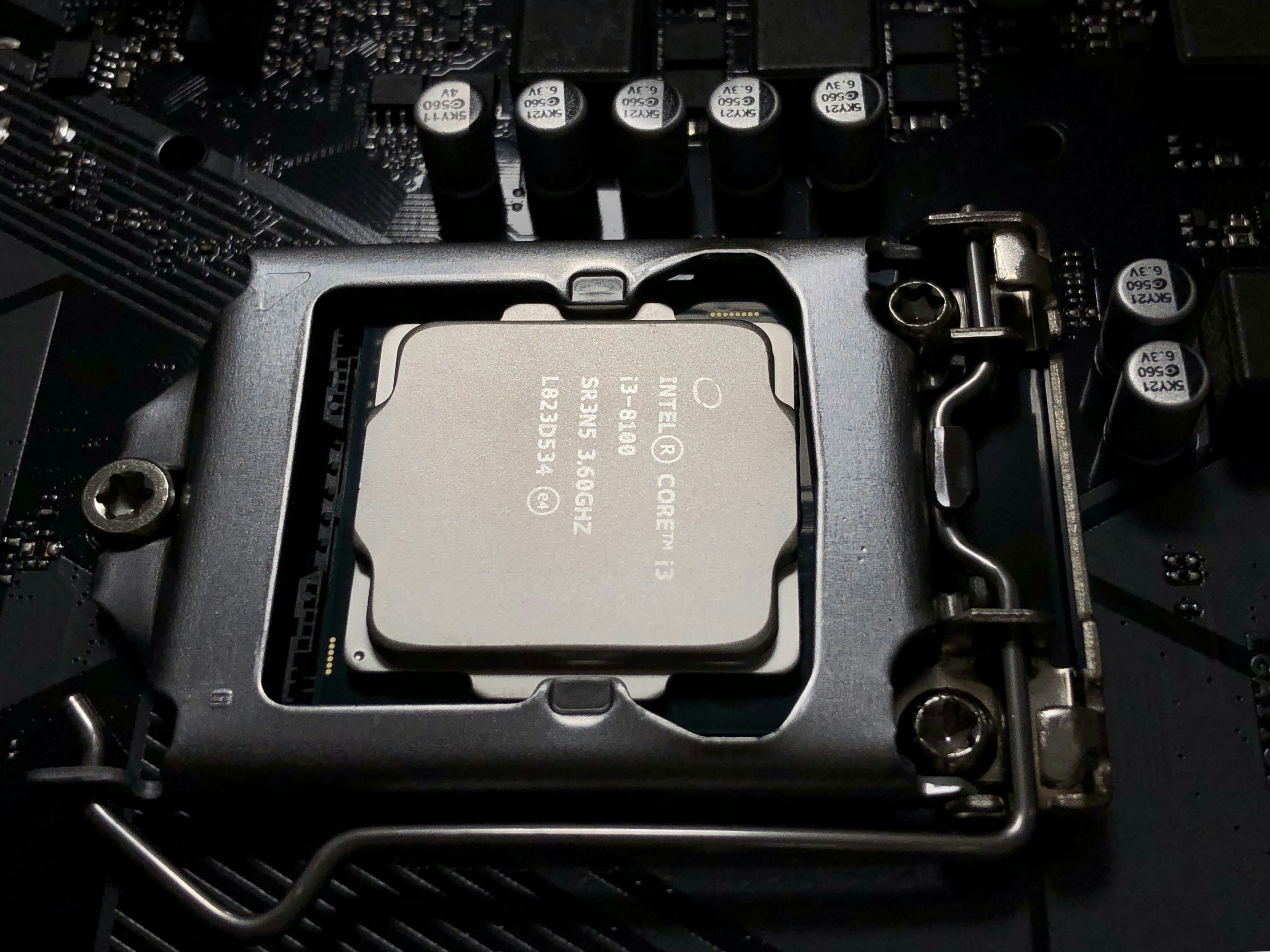 black and silver audio mixer