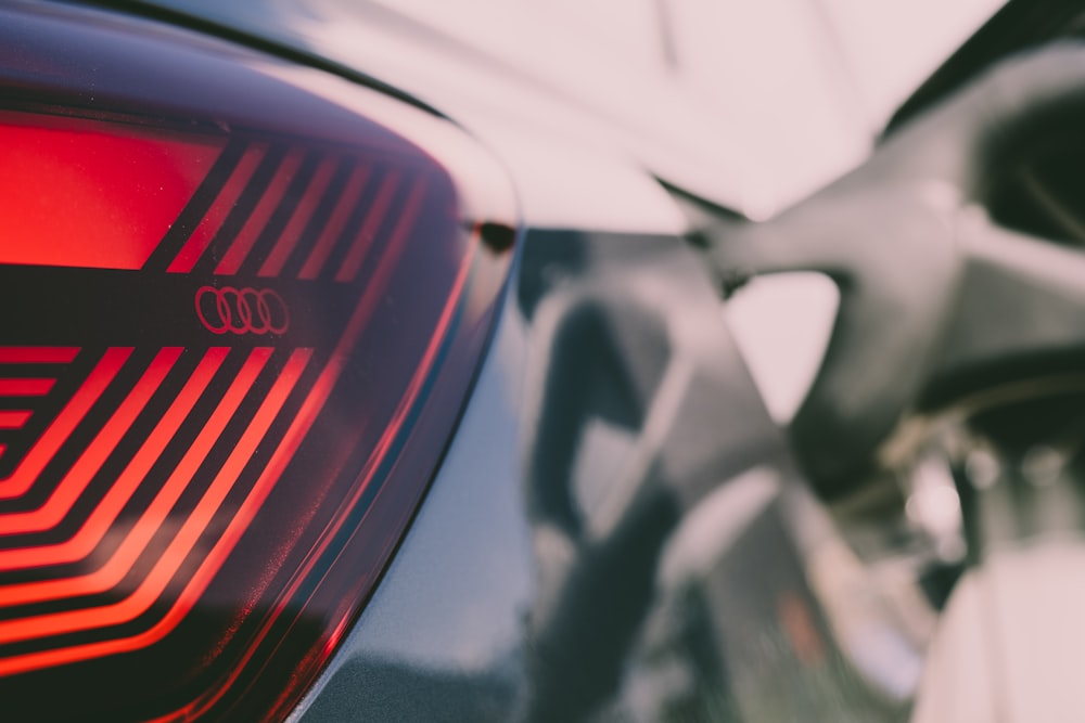 white and red car plate