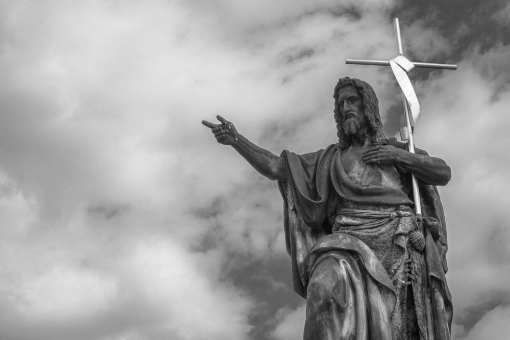 statue of liberty in grayscale photography