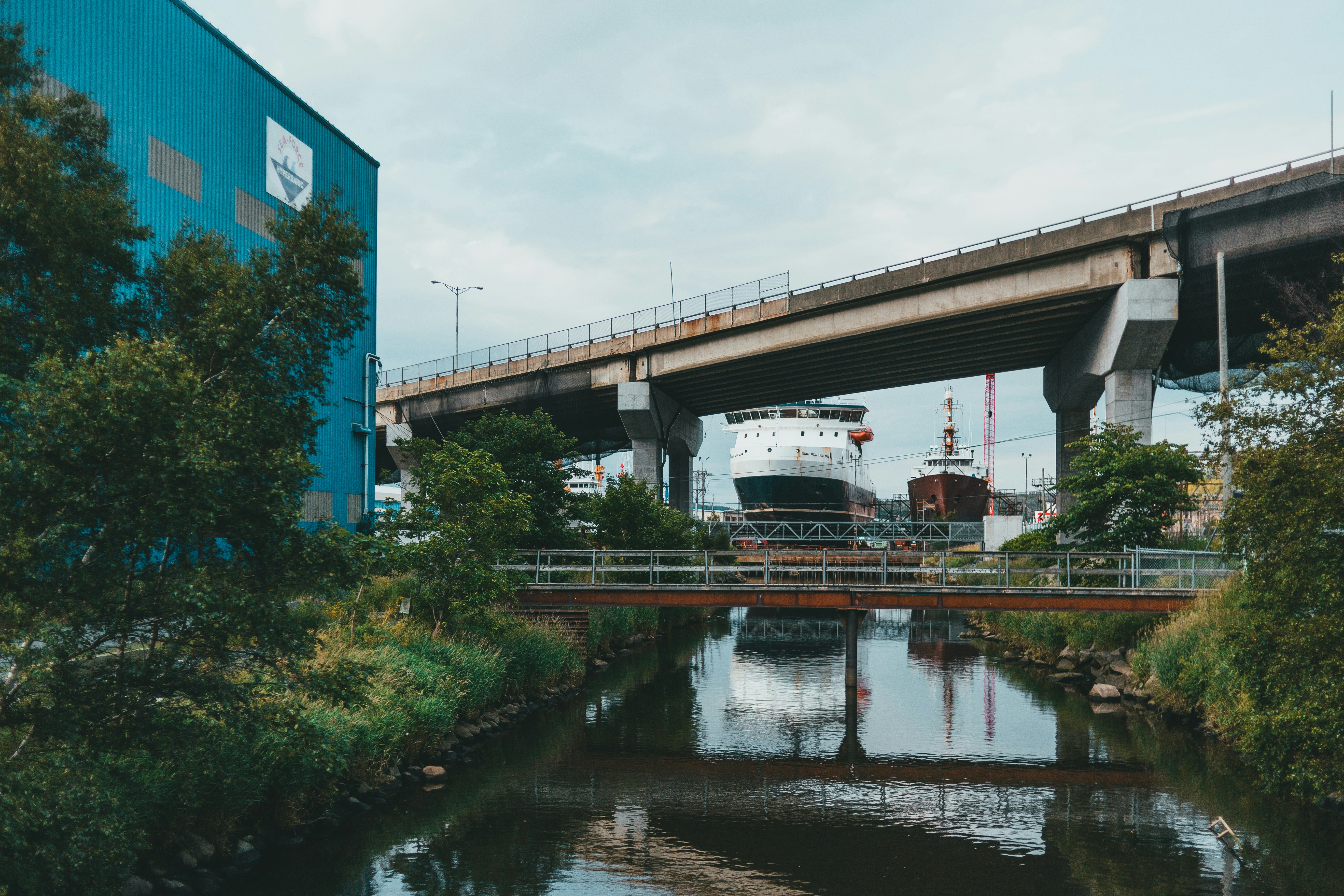 Photo by introspectivedsgn