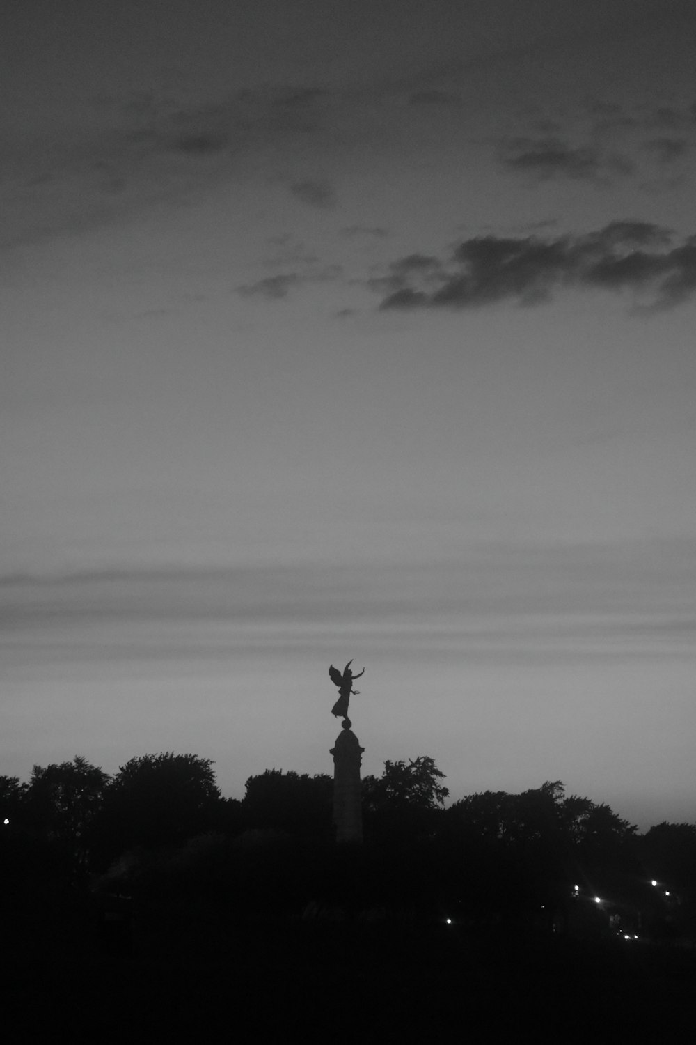 grayscale photo of statue of liberty