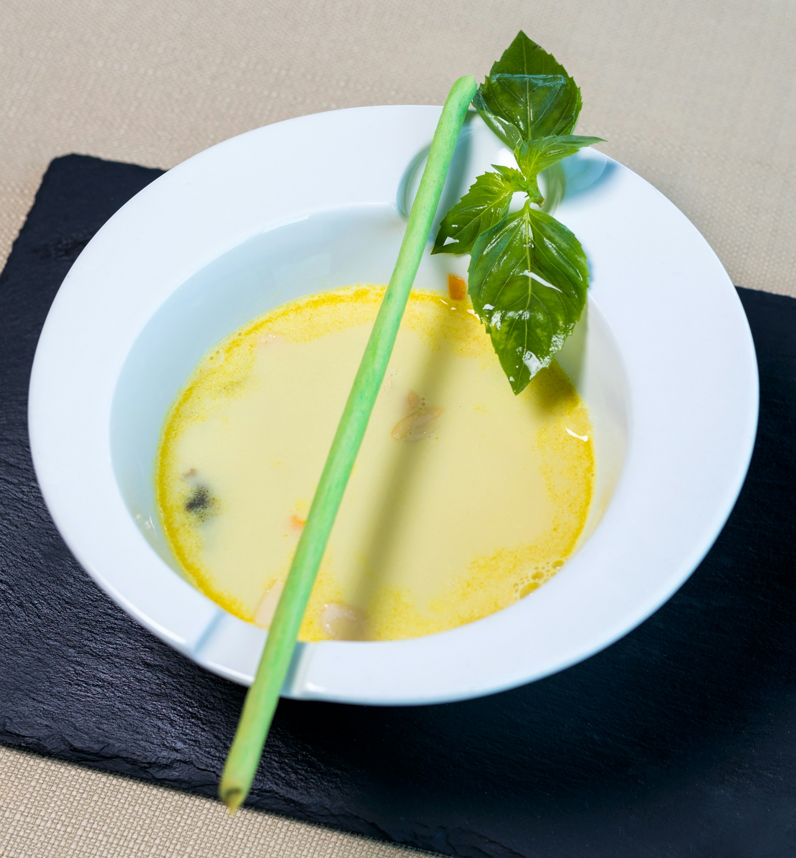 Authentic Tom Yum Soup Recipe: A Step-by-Step Guide