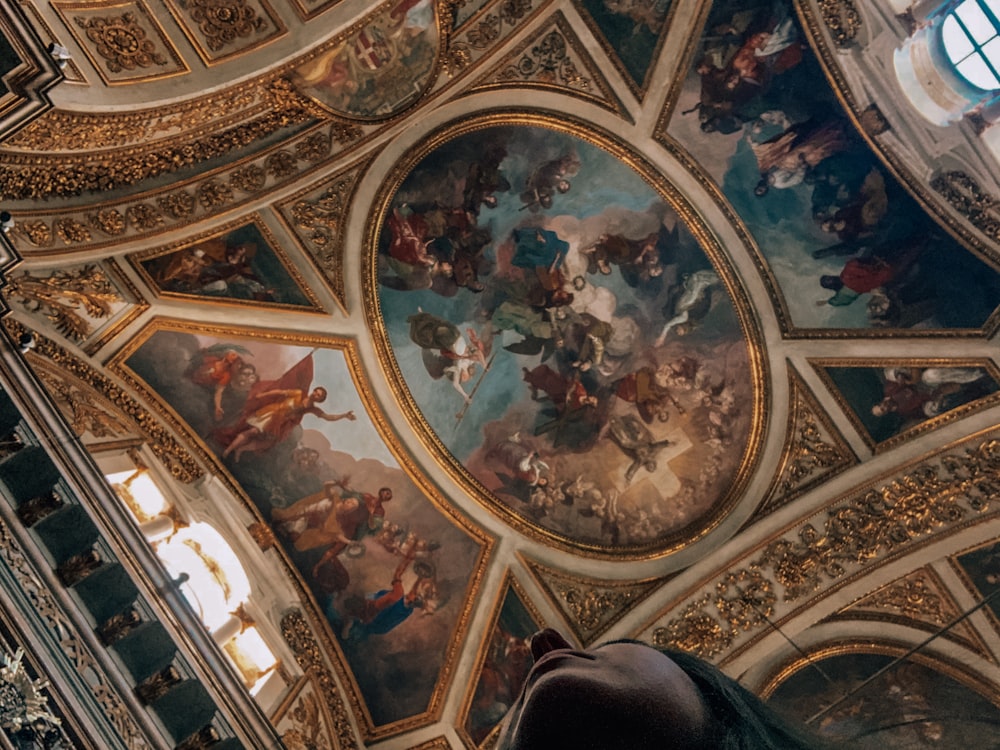 white and brown floral ceiling