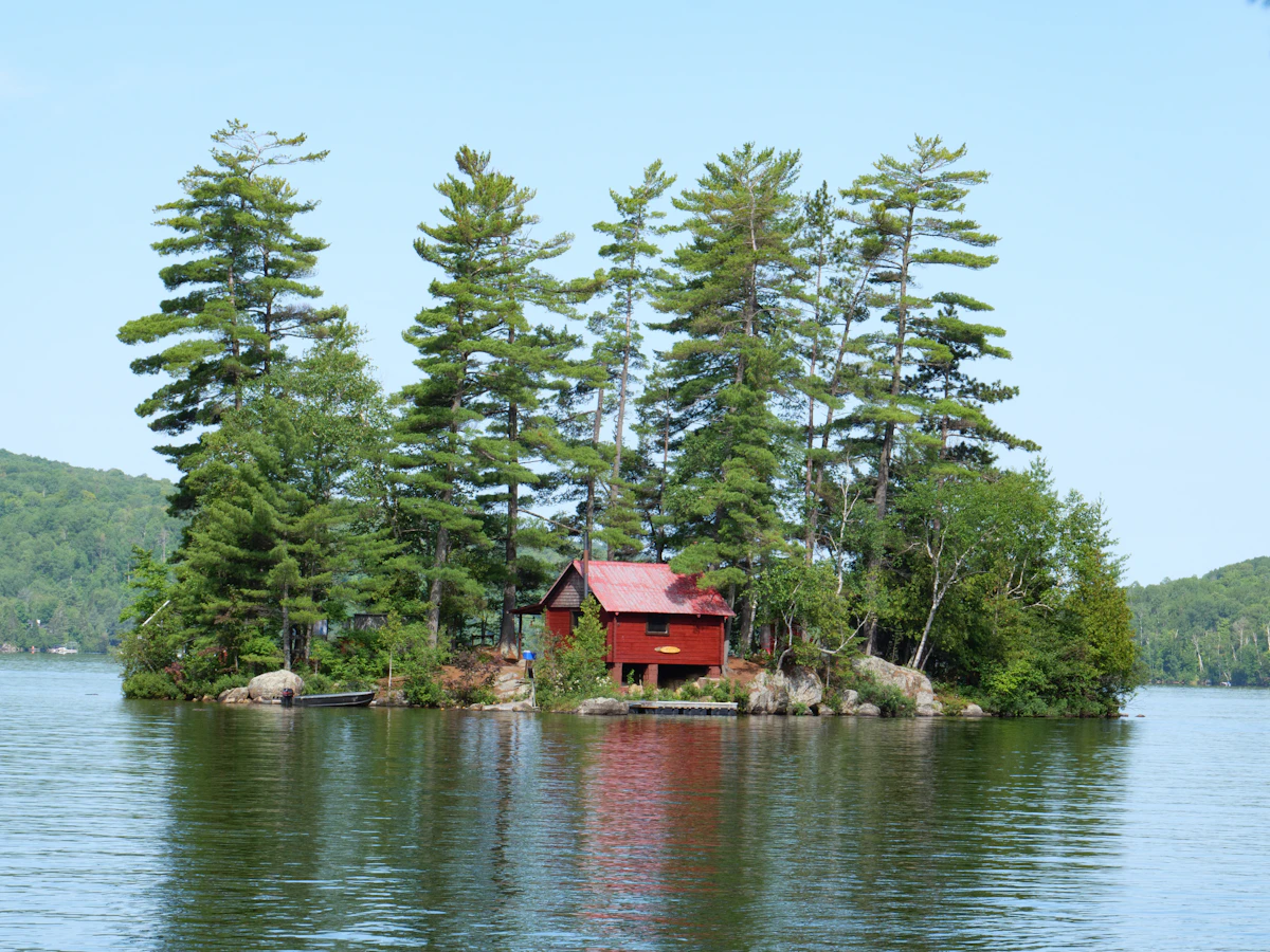 Ontario cottage exterior maintenance and seasonal upkeep services at lakeside property
