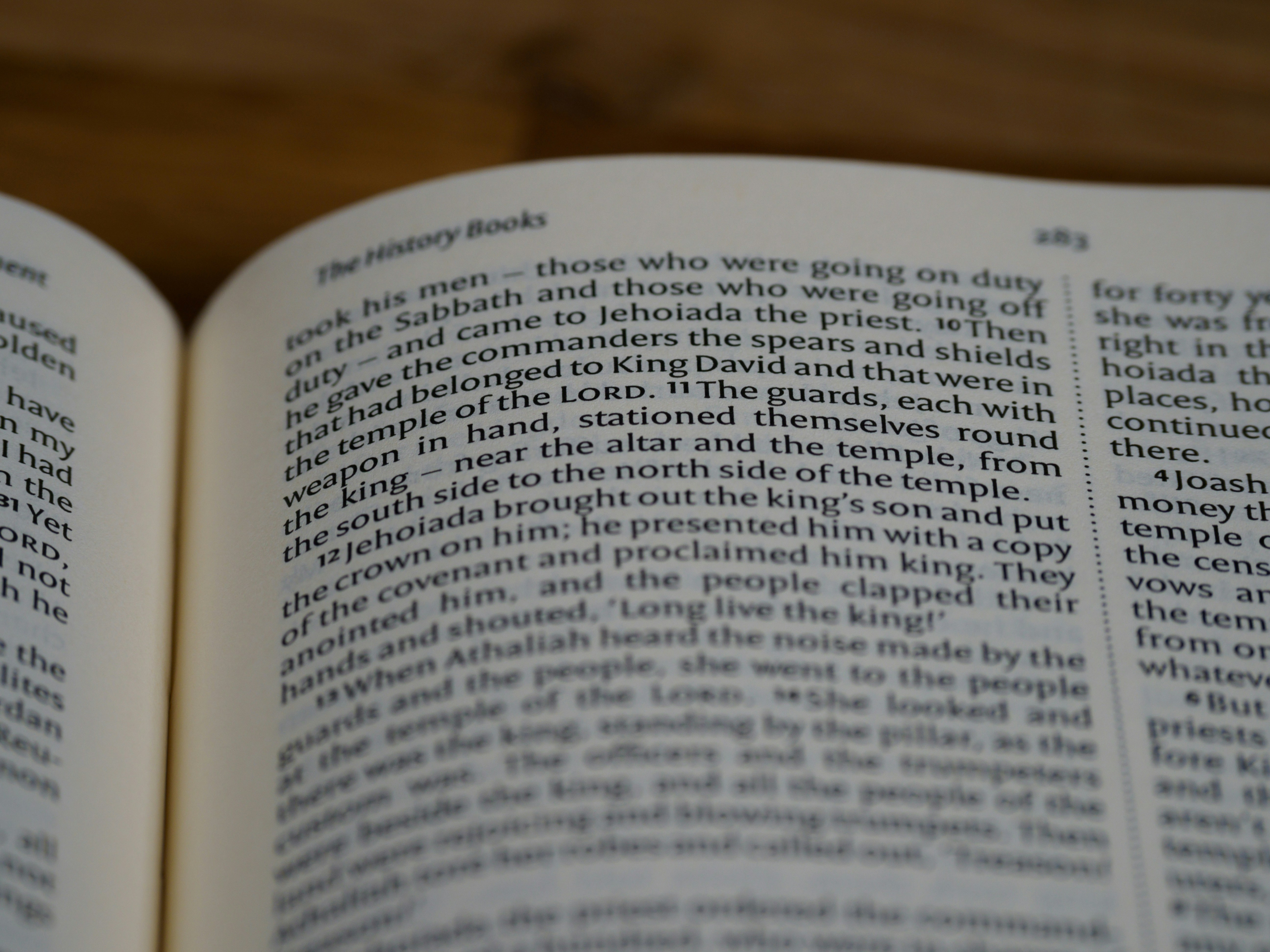 Gov. Newsom, AG Bonta dump cold water on people seeking book bans in Elk Grove schools, throughout the state