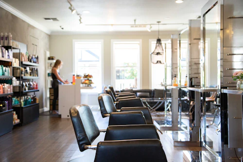 Salon interior with mirrors