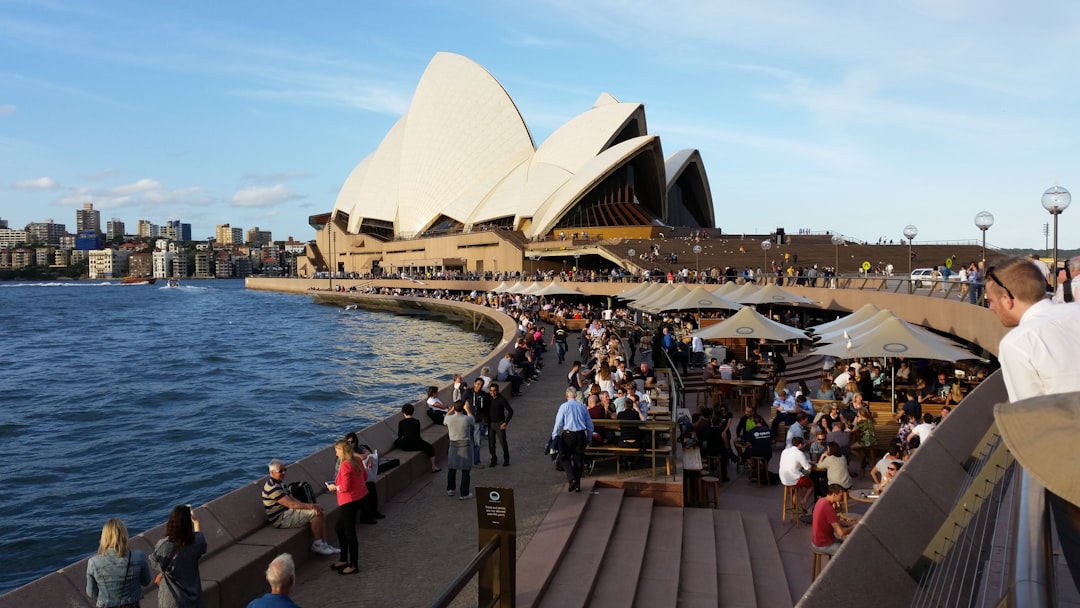 Big Apple Bites: Acclaimed Chef Mario Carbone's Guide to a Perfect… — Big Apple Bites
