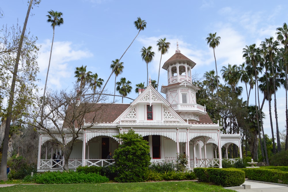 Embracing Tradition Queen Anne Architectural Wonders