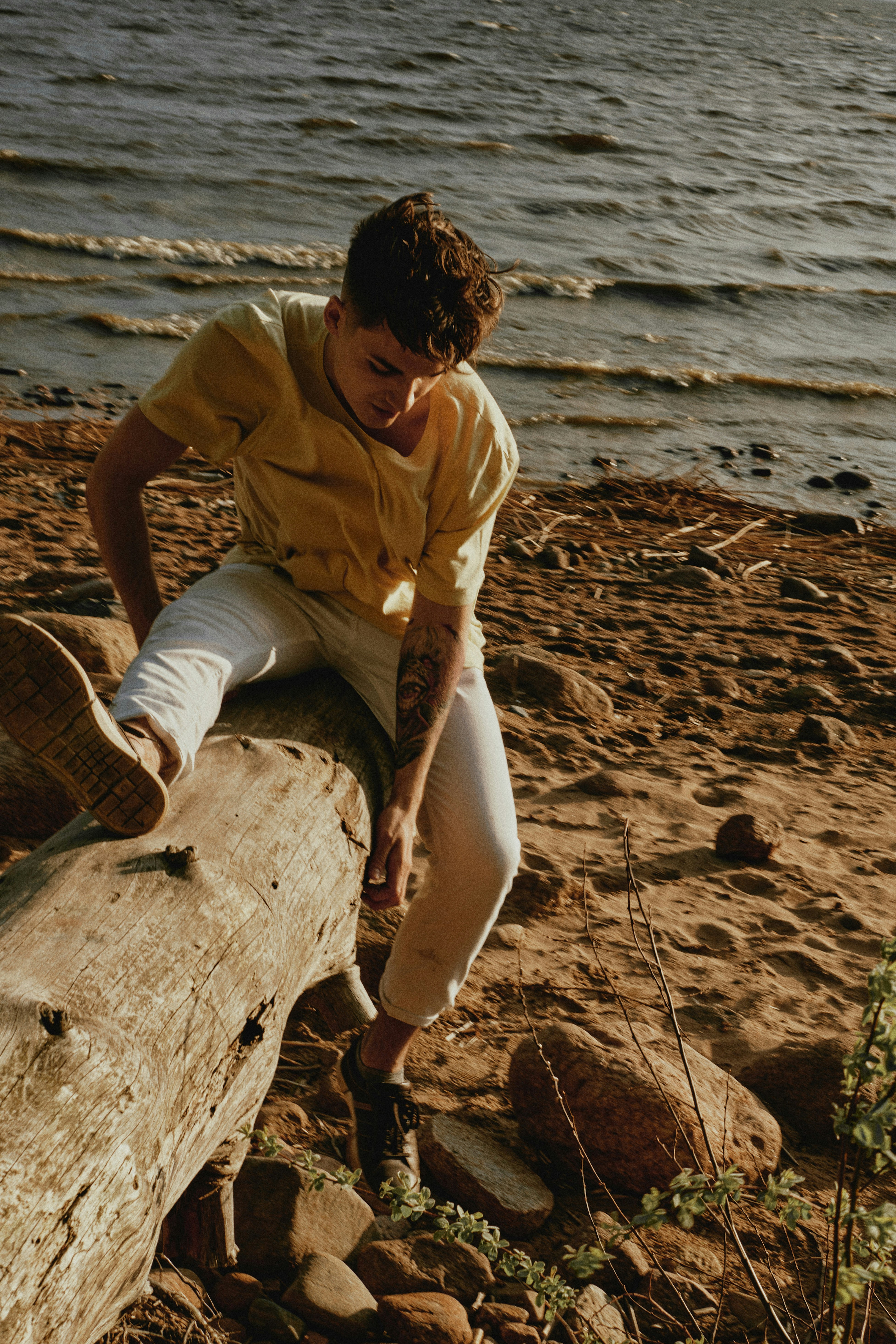 Man in linen shorts