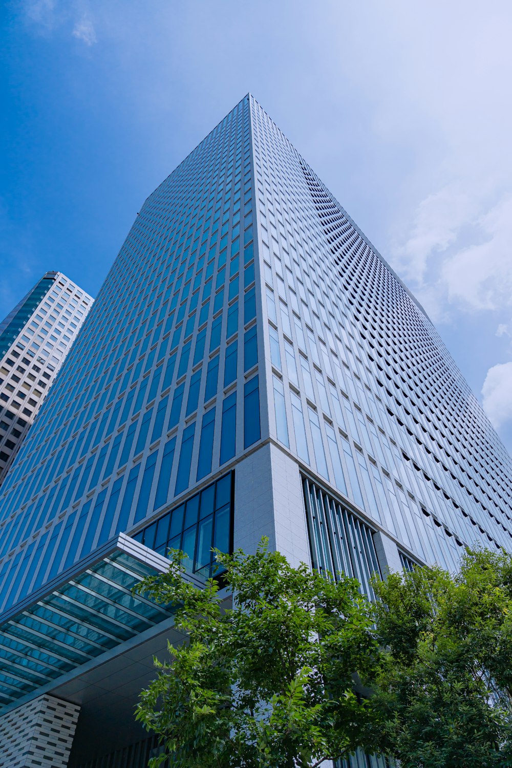 gray concrete building under blue sky during daytime